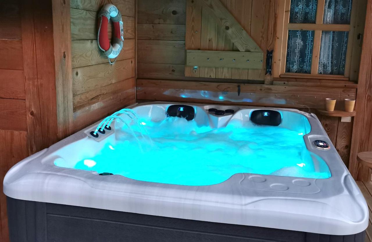 Au Petit Chalet Avec Son Spa - Escapade En Amoureux ! Cruet ภายนอก รูปภาพ